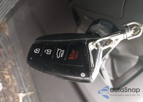 2018 Hyundai Santa Fe Sport 2.4L z USA, uszkodzony, nr VIN 5XYZUDLB3JG547906